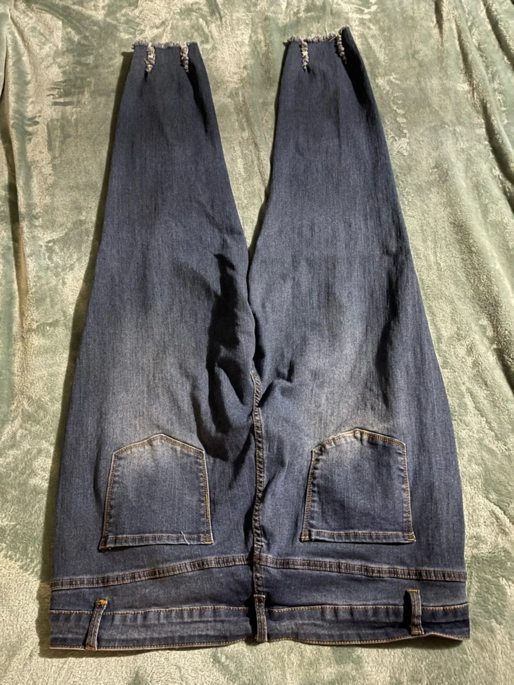 SHEIN Dark Blue Skinny Jeans with Subtle Fade. MAKE AN OFFER - Picture 2 of 5